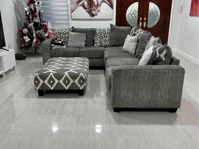 Продажа дома по адресу 6284 SW 26th St - фото 7493744