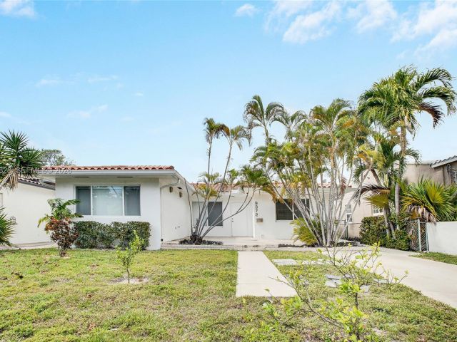 Дом в аренду по адресу 9372 Abbott Ave - фото 7446169