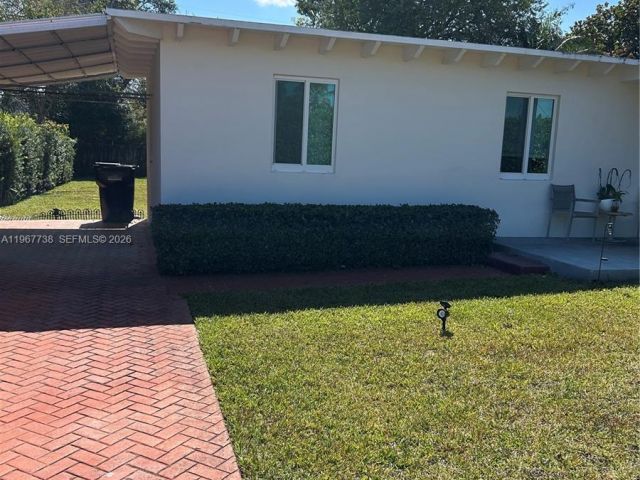 Дом в аренду по адресу 1560 NE 129th St - фото 7475724