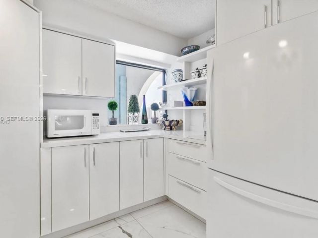 Продажа квартиры #A-3451 - фото 7448102