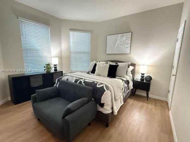 Продажа дома по адресу 12220 NW 23rd Ct 12220 - фото 7446070