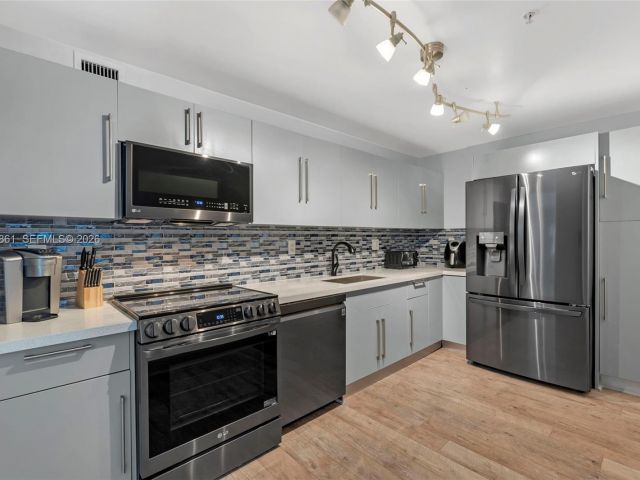 Продажа квартиры #1122 - фото 7466590