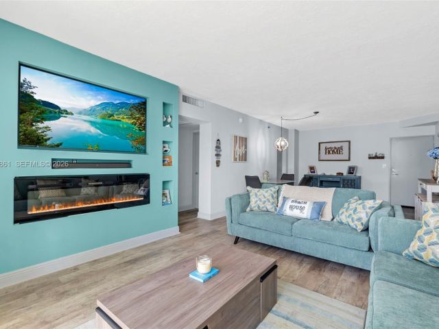 Продажа квартиры #1122 - фото 7466600