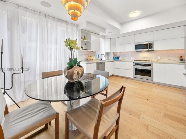 Продажа дома по адресу 95 N Shore Dr - фото 7468335