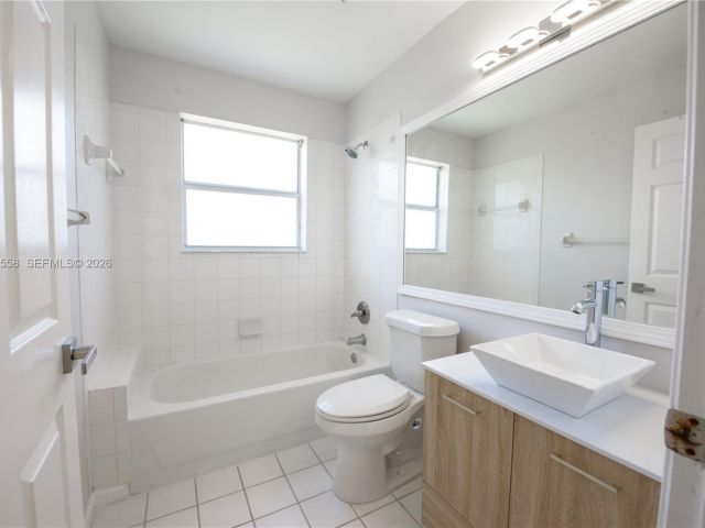 Продажа дома по адресу 452 SE 20th Dr - фото 7492785