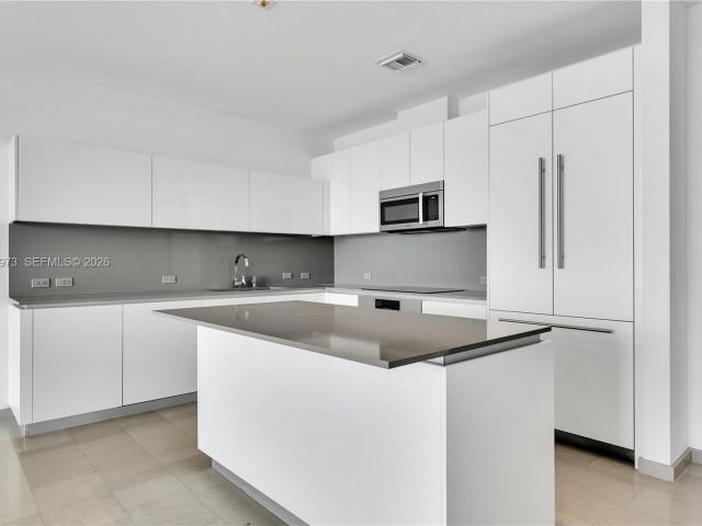 Продажа квартиры #4110 - фото 7446563