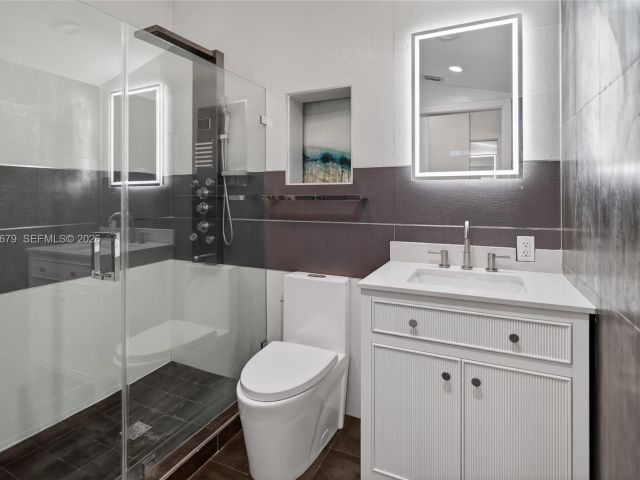 Продажа дома по адресу 1113 N Victoria Park Rd - фото 7483428