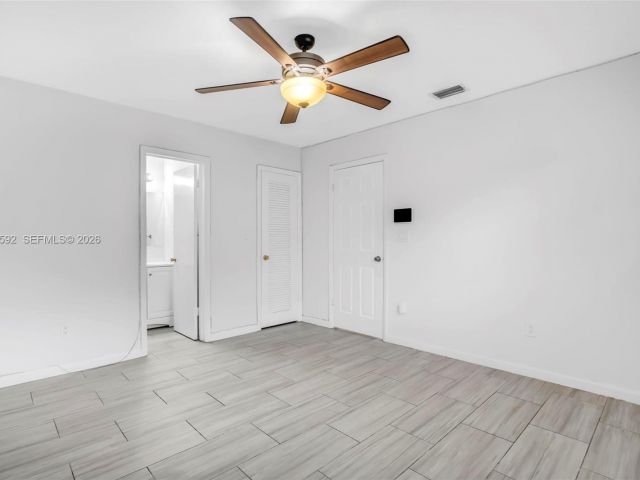 Продажа дома по адресу 3430 N 65th Ave - фото 7535059