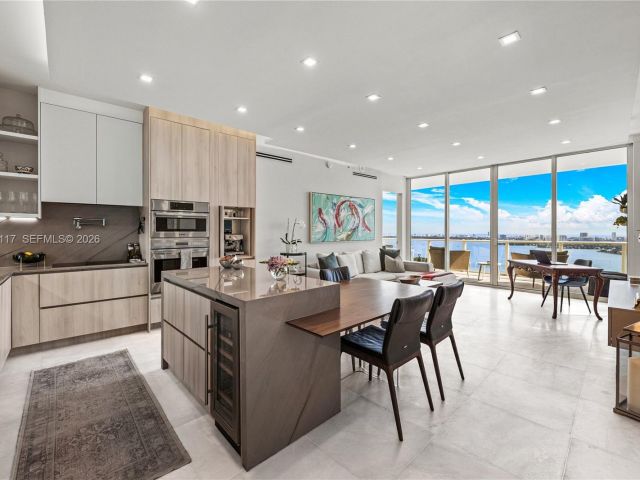 Продажа квартиры #3407 - фото 7494766