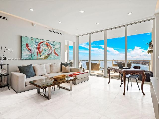 Продажа квартиры #3407 - фото 7494767