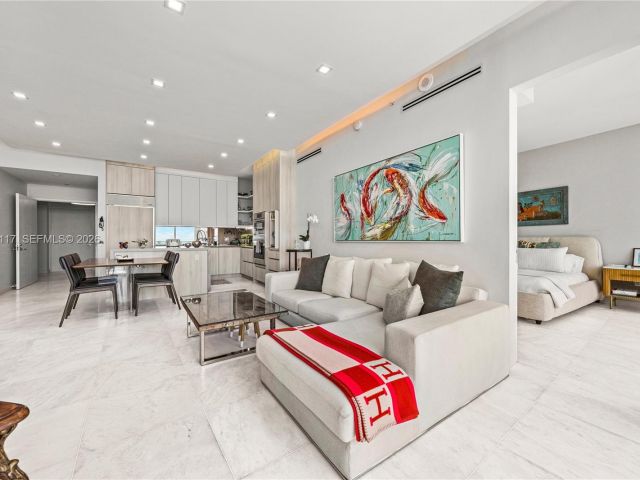 Продажа квартиры #3407 - фото 7494779