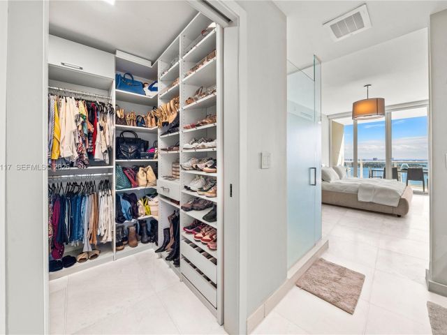 Продажа квартиры #3407 - фото 7494784