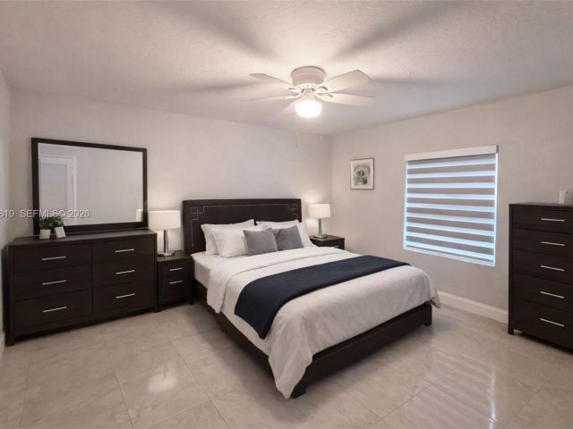 Продажа дома по адресу 4500 NW 3rd Ave - фото 7446114