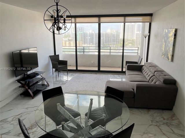 Квартира в аренду номер - фото 7500915