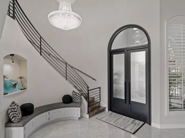 Продажа дома по адресу 7188 NE 8th Drive - фото 9030635