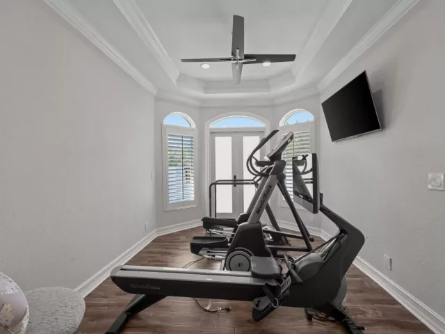 Продажа дома по адресу 7188 NE 8th Drive - фото 9030677