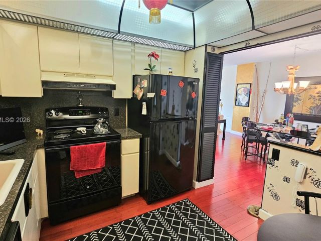 Продажа квартиры #10J - фото 7448400