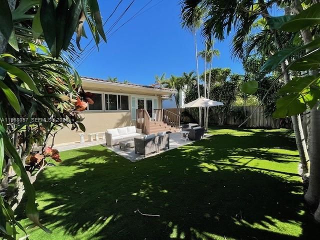 Дом в аренду по адресу 750 NE 72nd Ter - фото 7446094