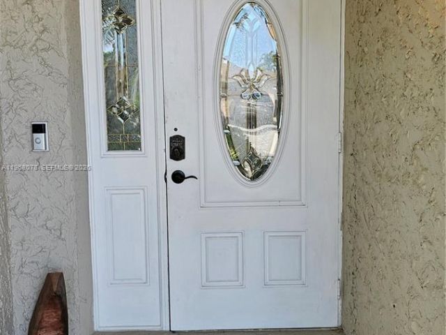 Дом в аренду по адресу 6731 NW 26th Way - фото 7481945