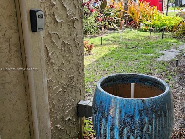 Дом в аренду по адресу 6731 NW 26th Way - фото 7481946