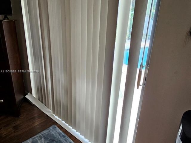 Дом в аренду по адресу 6731 NW 26th Way - фото 7481952