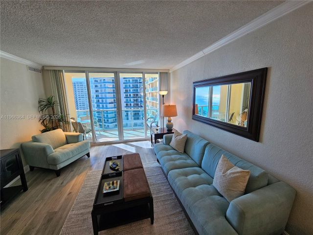 Квартира в аренду номер1117 (Av. April 1st) - фото 7477462