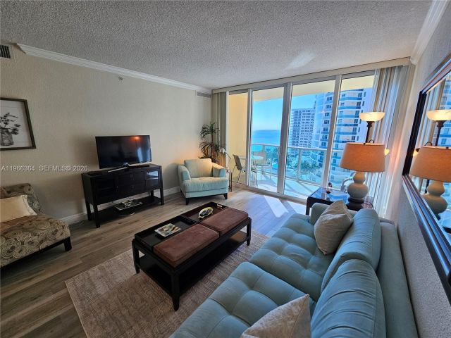 Квартира в аренду номер1117 (Av. April 1st) - фото 7477463