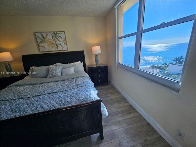 Квартира в аренду номер1117 (Av. April 1st) - фото 7477474