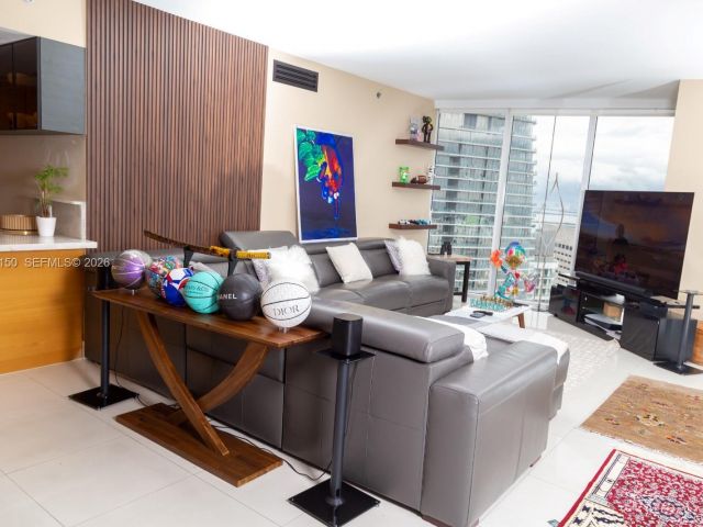 Квартира в аренду номер5101 - фото 7533877