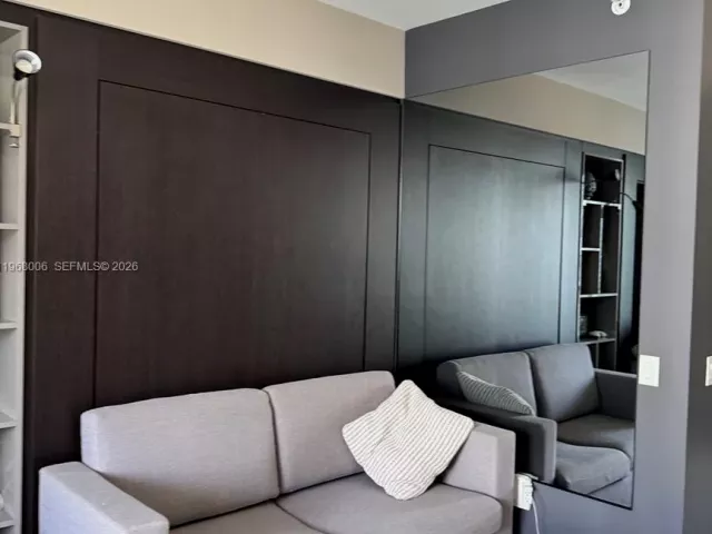 Продажа квартиры #2412 - фото 7509724