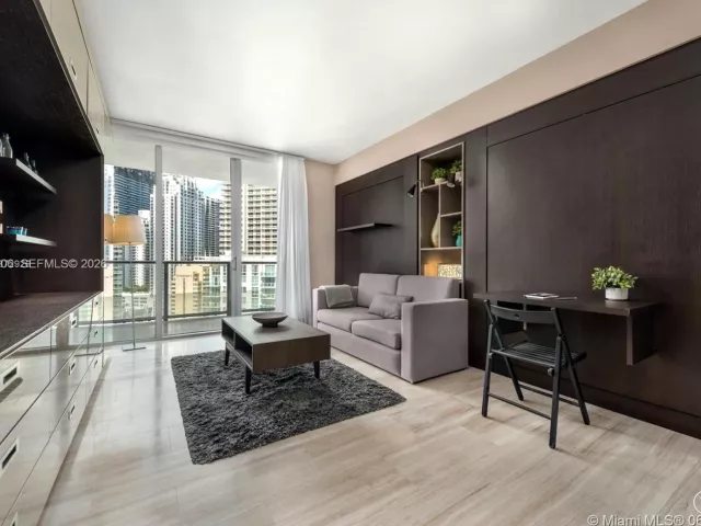 Продажа квартиры #2412 - фото 7509716