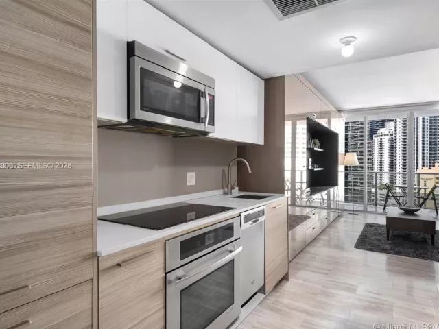 Продажа квартиры #2412 - фото 7509717