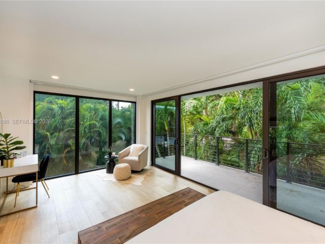 Дом в аренду по адресу 2550 Overbrook St 0 - фото 7447734