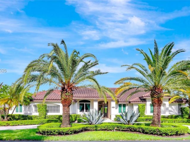 Продажа дома по адресу 7261 SW 120th Ave - фото 7447157