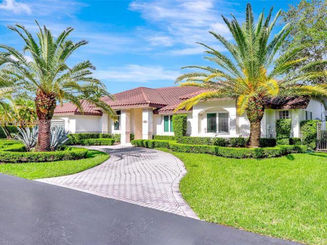 Продажа дома по адресу 7261 SW 120th Ave - фото 7447159