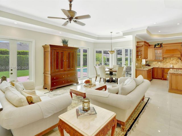 Продажа дома по адресу 7261 SW 120th Ave - фото 7447172