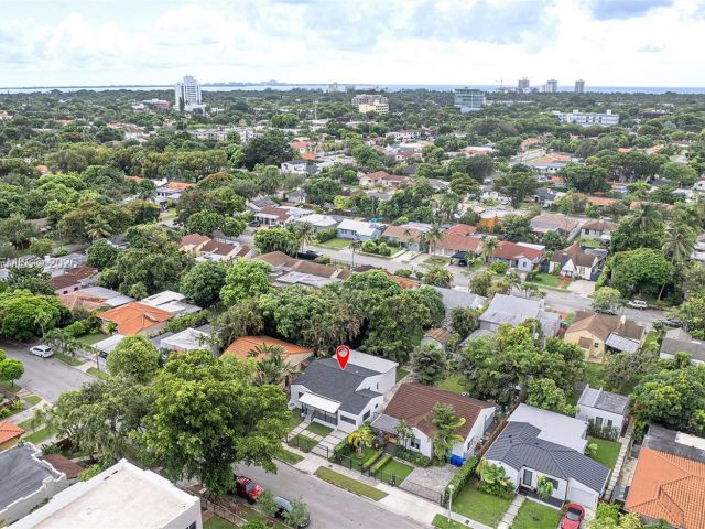Дом в аренду по адресу 1854 SW 17th St - фото 7447180
