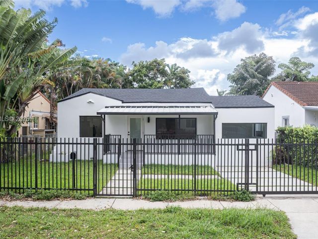 Дом в аренду по адресу 1854 SW 17th St - фото 7447181