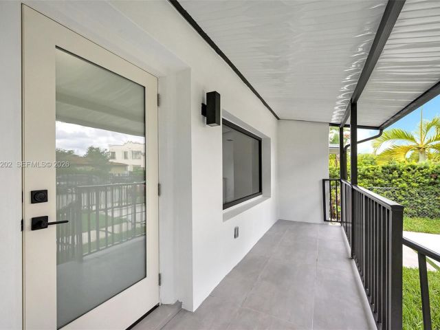 Дом в аренду по адресу 1854 SW 17th St - фото 7447184