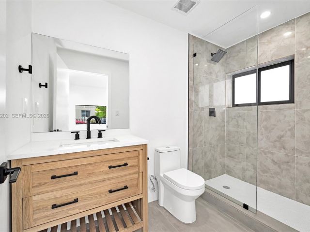 Дом в аренду по адресу 1854 SW 17th St - фото 7447192