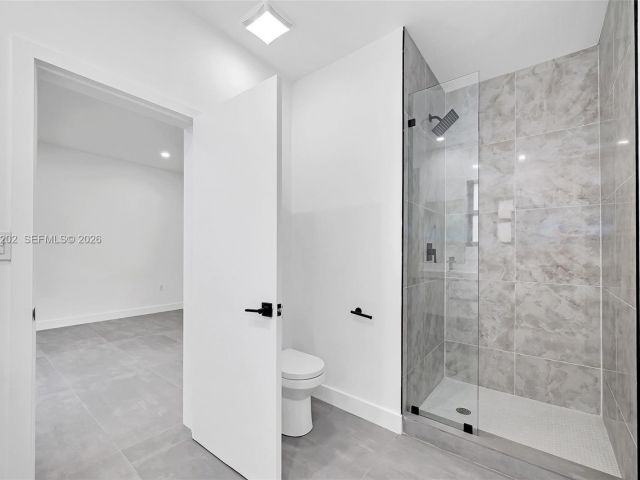 Дом в аренду по адресу 1854 SW 17th St - фото 7447196