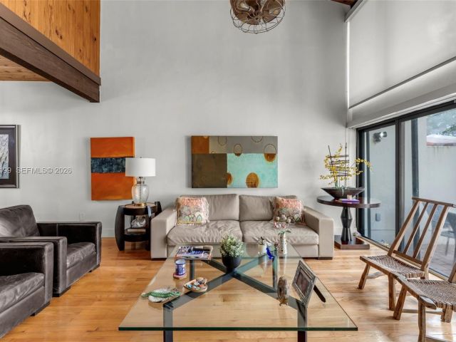 Дом в аренду по адресу 7825 SW 103rd Pl 7825 - фото 7446383