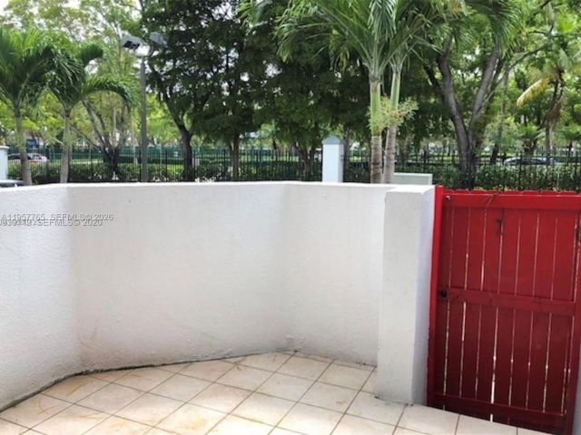 Дом в аренду по адресу 3089 NE 183rd Ln 89 - фото 7476286