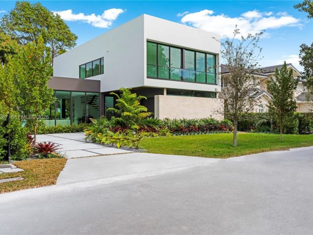 Продажа дома по адресу 4081 Hardie Ave - фото 7447218