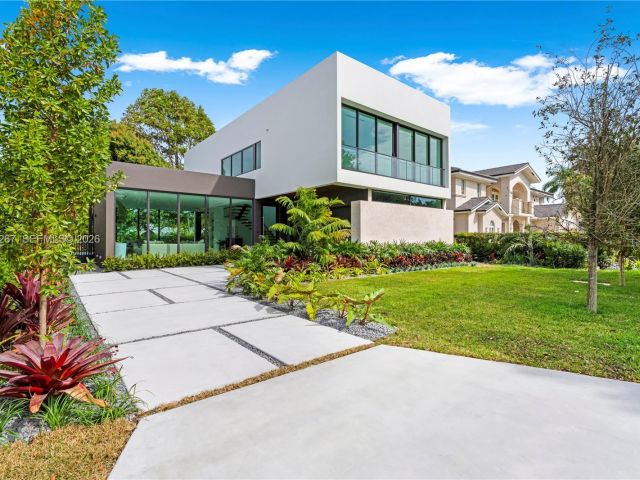 Продажа дома по адресу 4081 Hardie Ave - фото 7447220