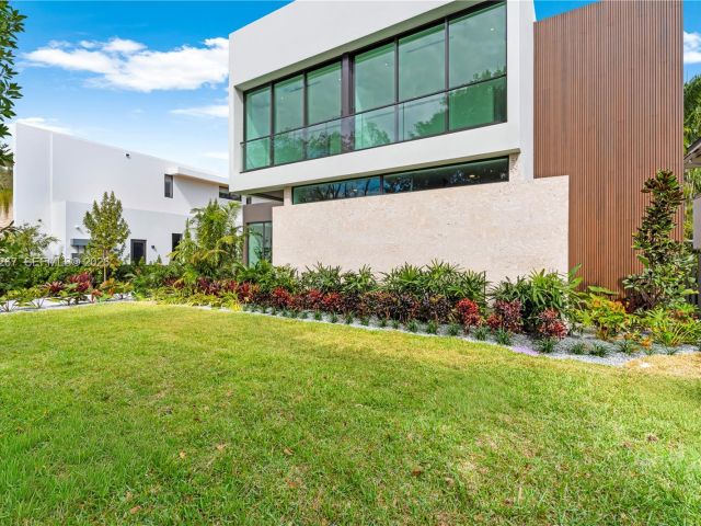 Продажа дома по адресу 4081 Hardie Ave - фото 7447223