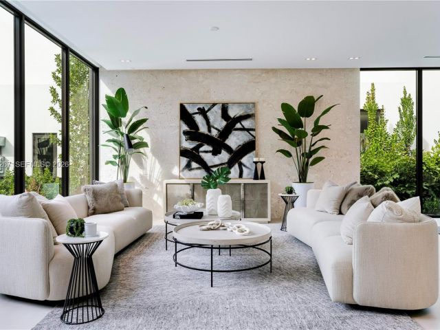 Продажа дома по адресу 4081 Hardie Ave - фото 7447237