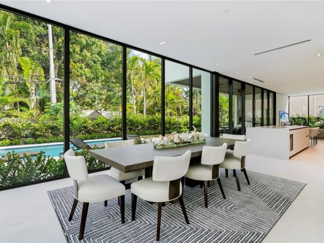 Продажа дома по адресу 4081 Hardie Ave - фото 7447243