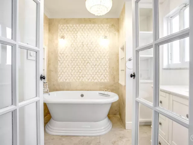 Продажа дома по адресу 5550 NE 26th Avenue - фото 8918661