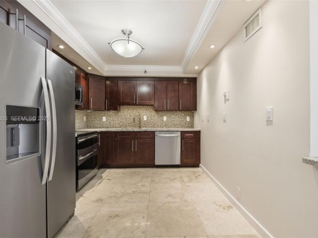 Продажа квартиры #1212 - фото 7515818